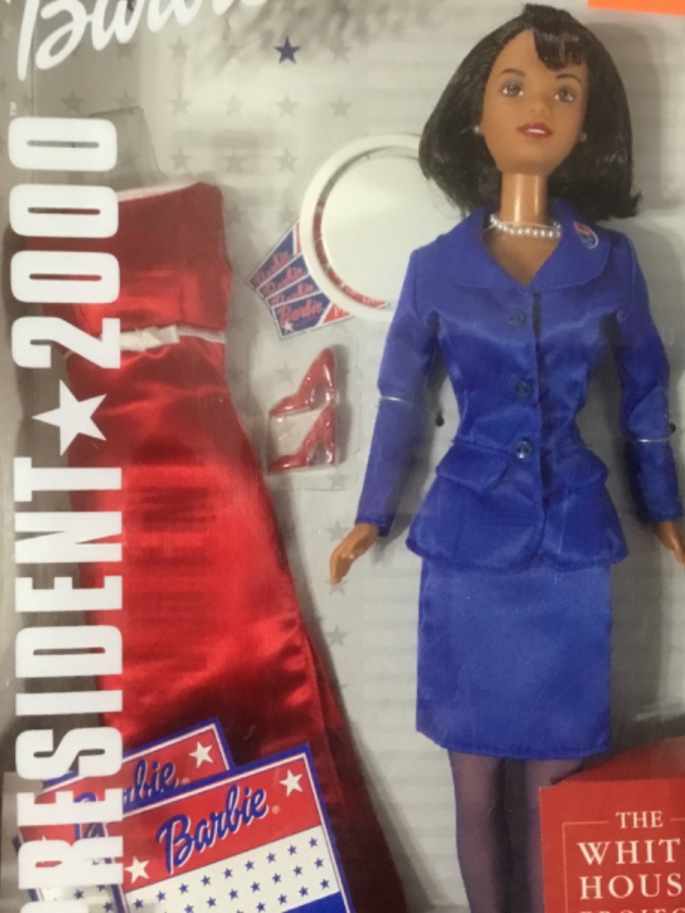 Barbie President 2000 Afro American Doll Exclusive Toys R Us White House Project - Picture 12 of 12